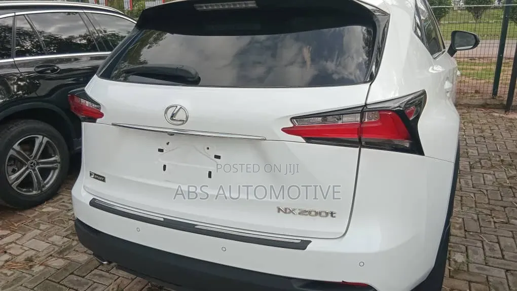 Lexus NX 200 AWD 2018 White