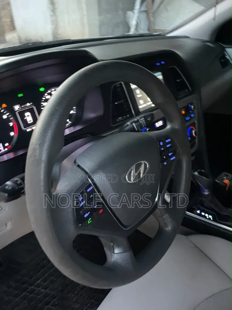 Hyundai Sonata 2016 Silver