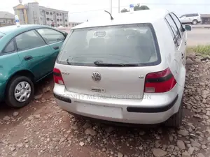 Volkswagen Golf 1.6 Automatic 2003 Silver