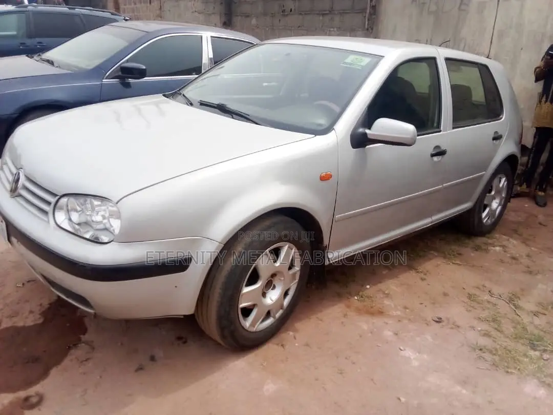 Volkswagen Golf 1.6 Automatic 2003 Silver