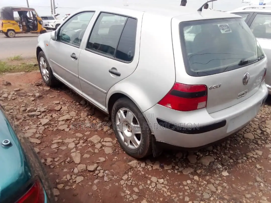 Volkswagen Golf 1.6 Automatic 2003 Silver