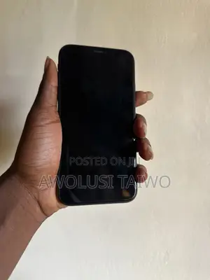 Apple iPhone XR 128 GB Black
