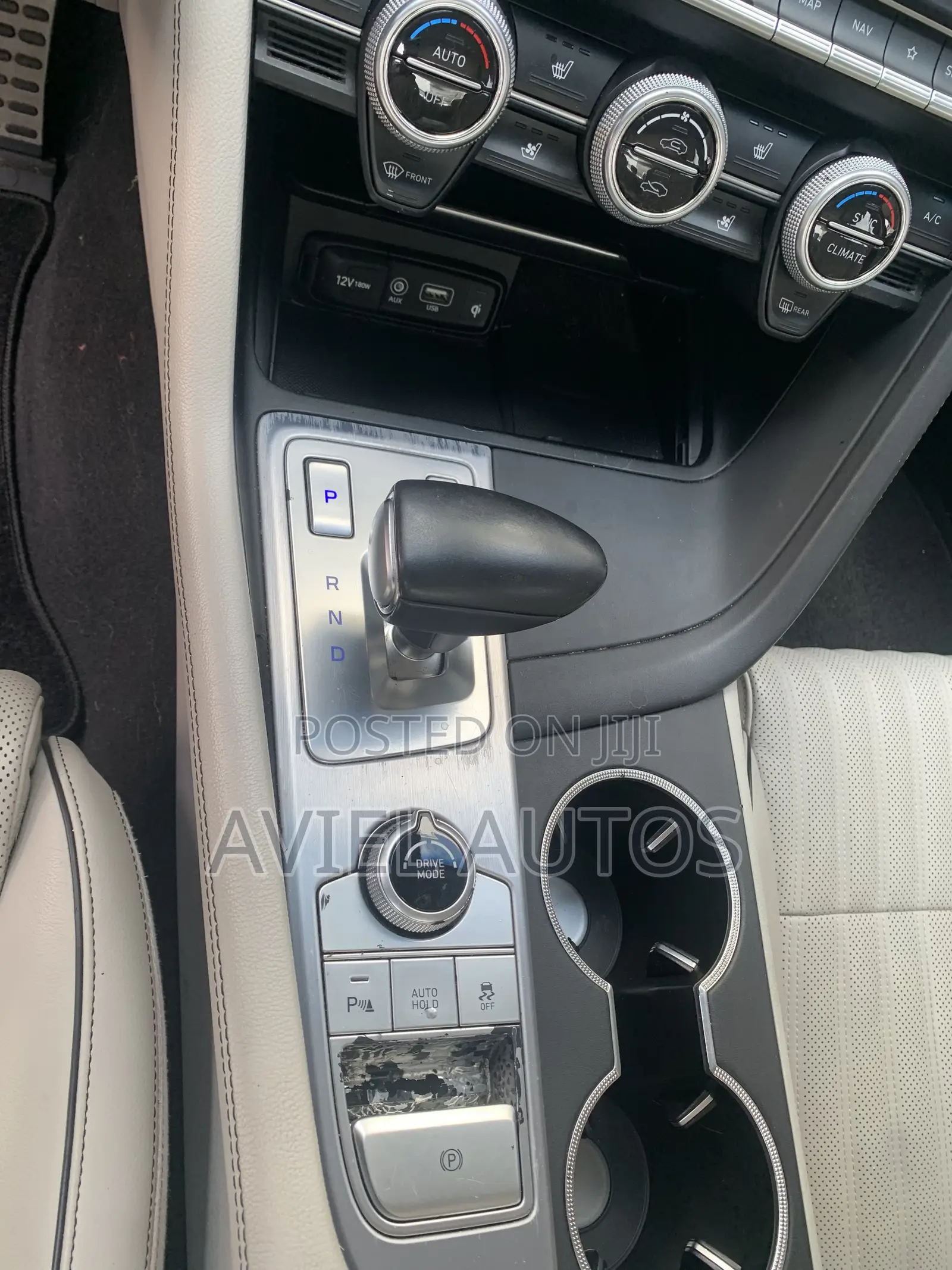 Genesis G70 3.3T Design 2019 Red