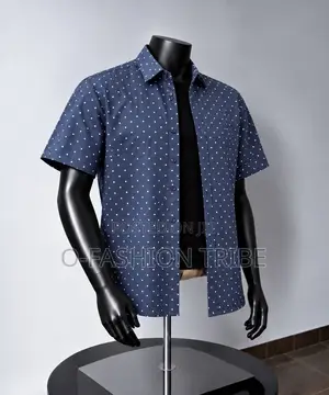 Men's Casual Short Sleeve Shirt - Navy Blue Polka Dot / White Dotted