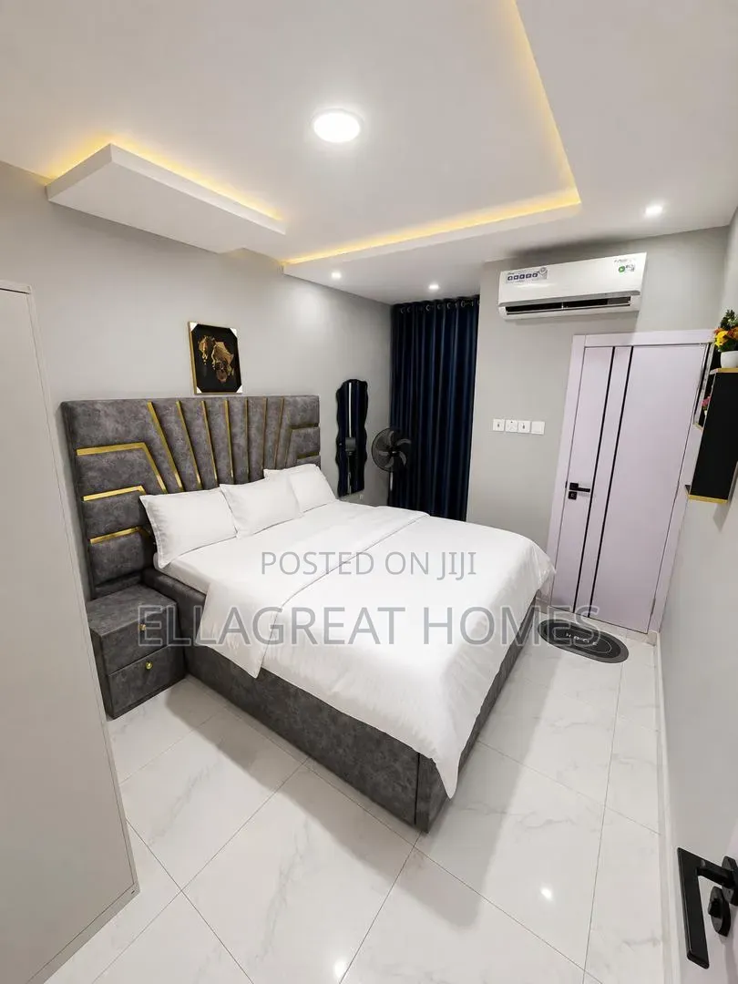 Service Apartment
