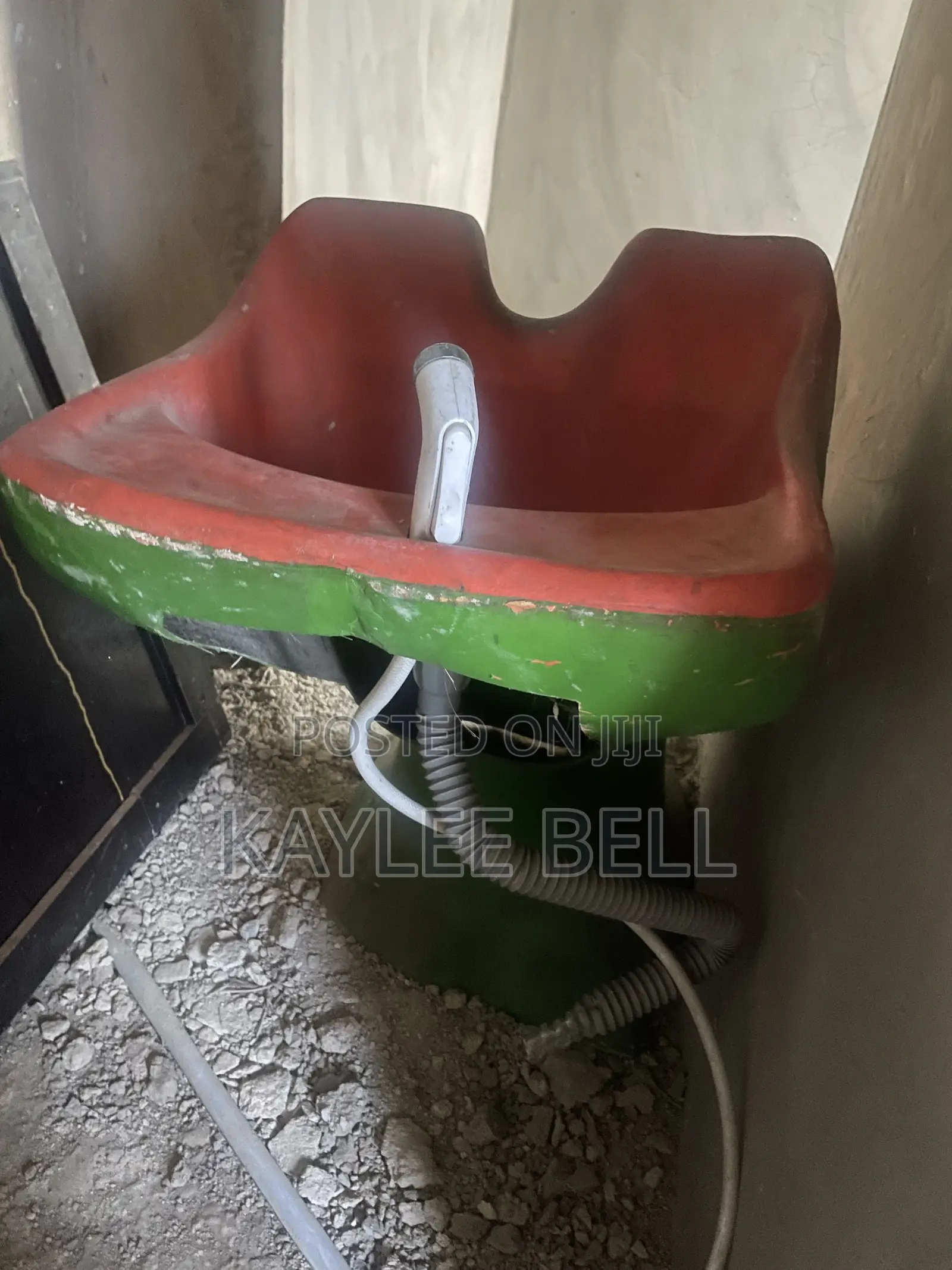 Head Washer With Seat