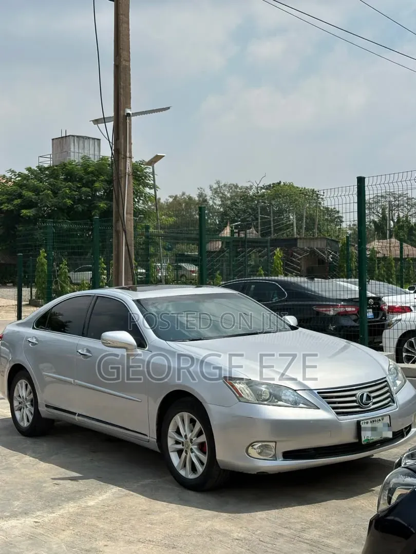 Lexus ES 350 2010 Silver