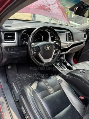 Toyota Highlander 2018 Burgundy