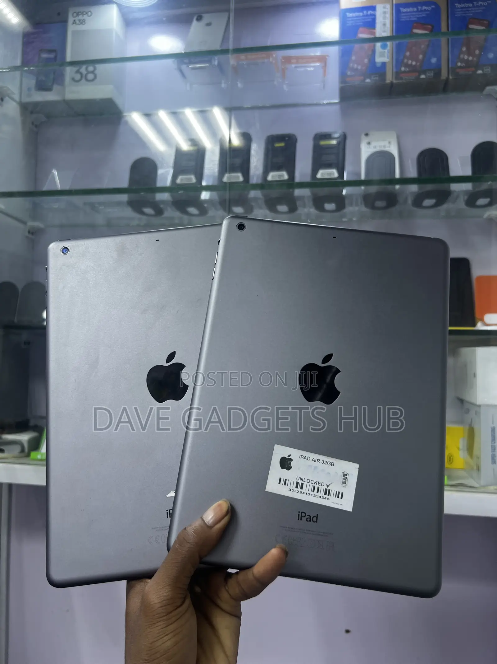 Apple iPad Air (2013) 16 GB Gray