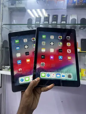 Apple iPad Air (2013) 32 GB Gray