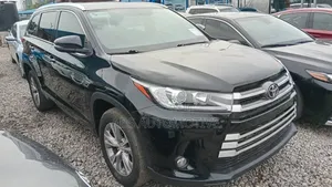 Toyota Highlander 2015 Black