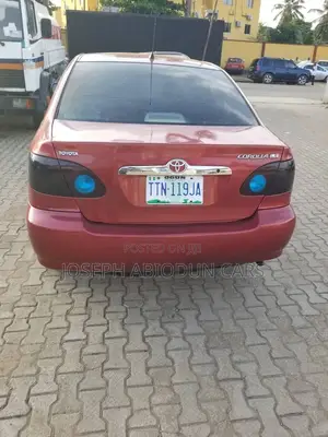 Toyota Corolla 2004 Red
