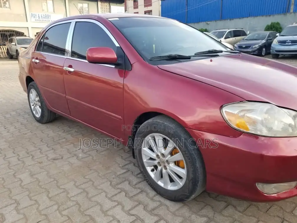 Toyota Corolla 2004 Red