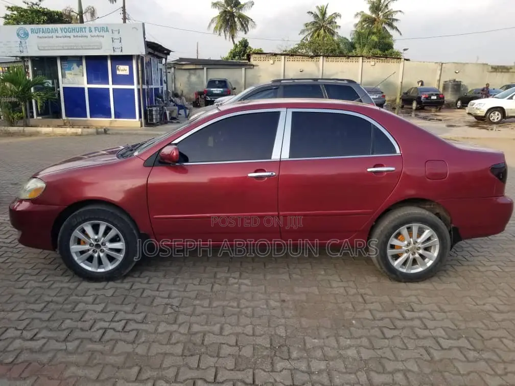 Toyota Corolla 2004 Red