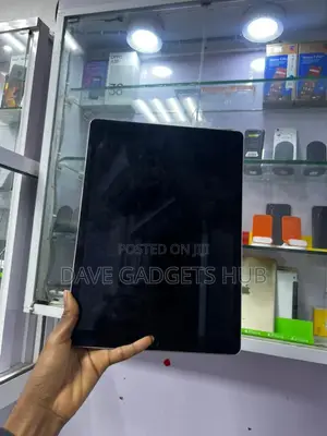 Apple iPad Pro 12.9  (2015) 32 GB Gray