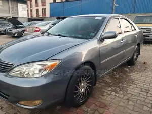 Toyota Camry SE 4dr Sedan (2.4L 4cyl 5A) 2005 Gray