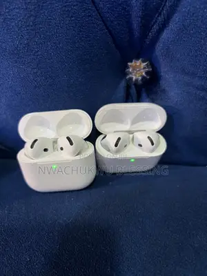 Apple AirPod 4