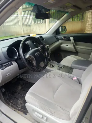 Toyota Highlander Sport 2010 Gray