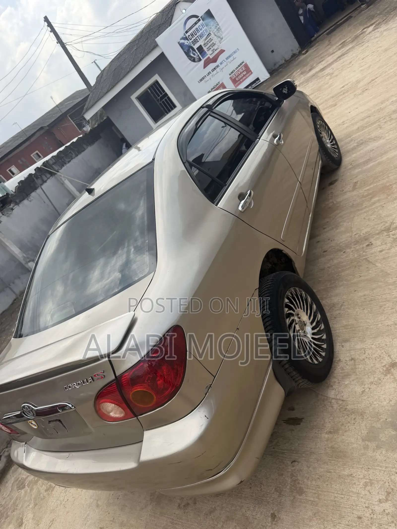 Toyota Corolla S 2004 Gold