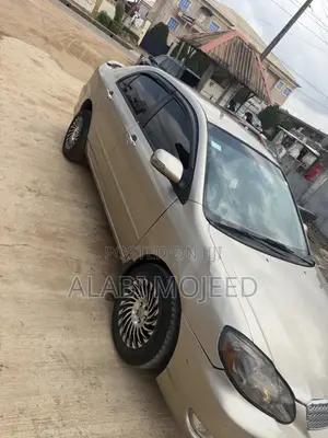 Toyota Corolla S 2004 Gold