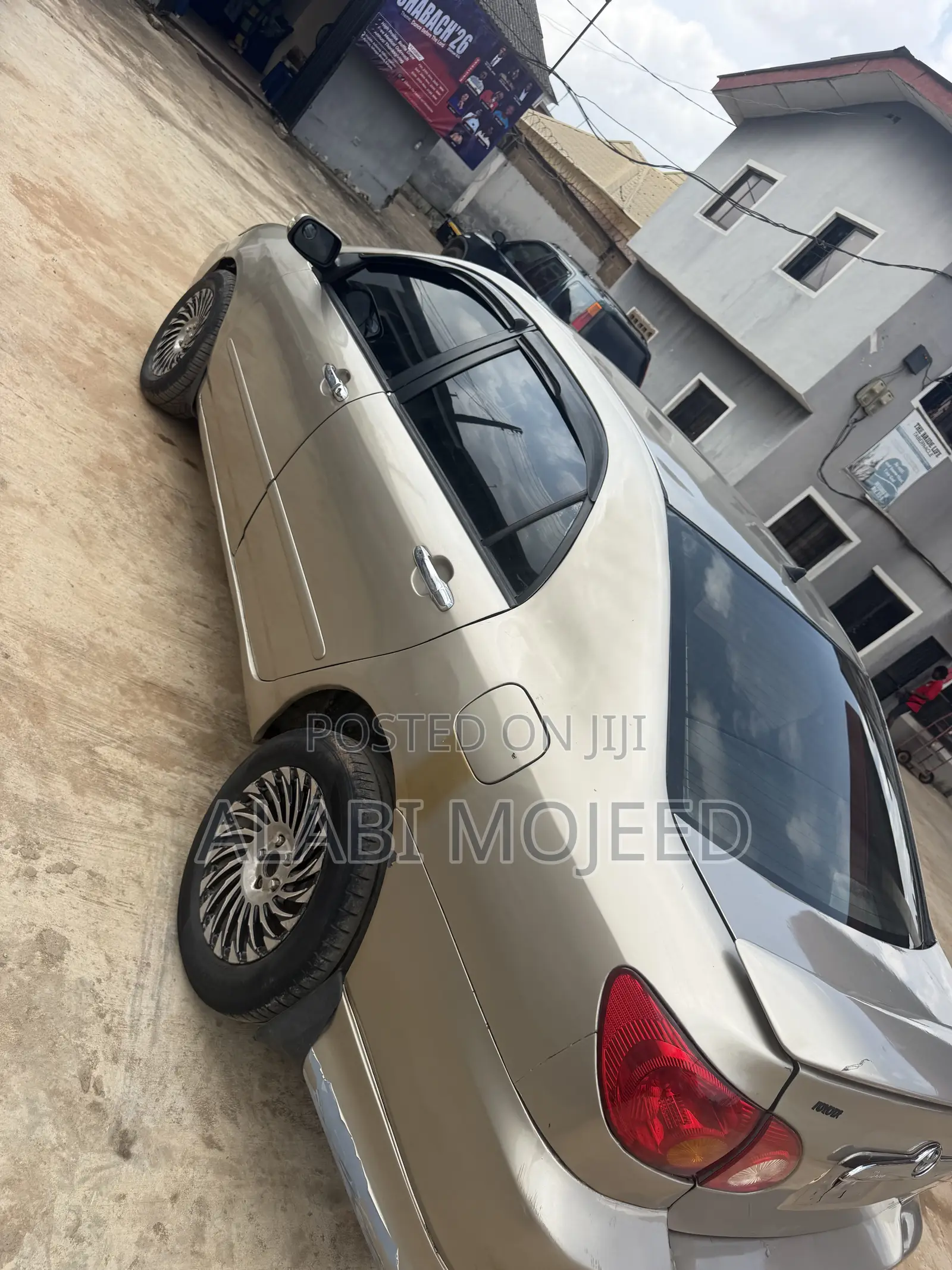 Toyota Corolla S 2004 Gold
