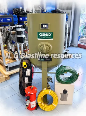 Clemco Blasting Pot With All Accessories