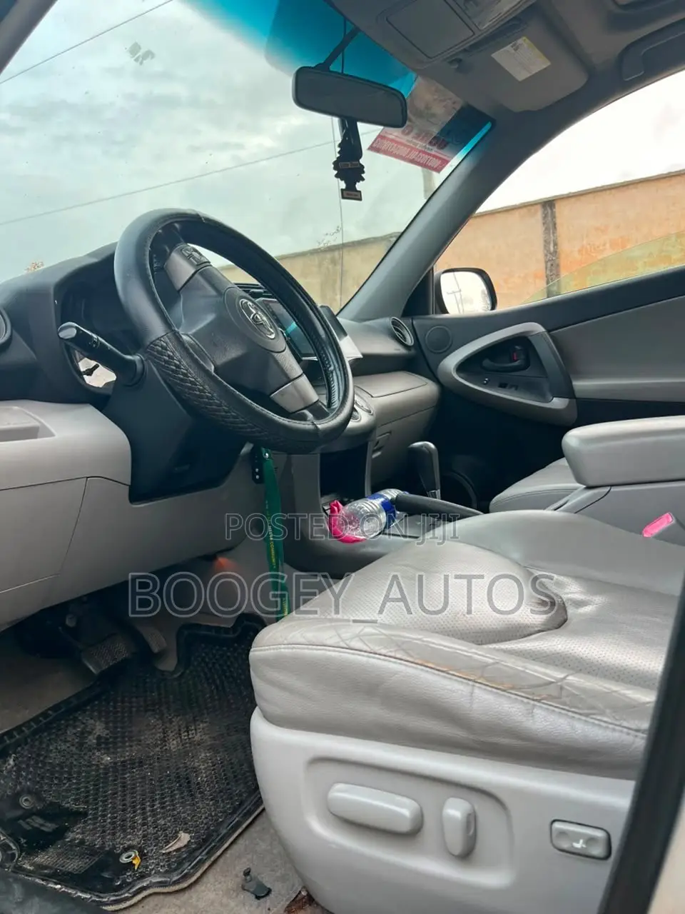 Toyota RAV4 2009 Silver