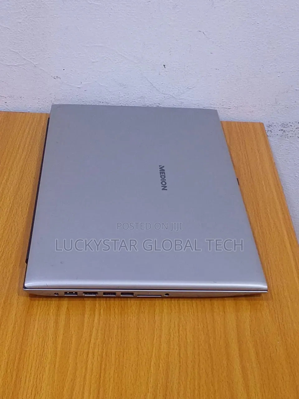 Laptop Medion 4GB Intel SSD 128GB