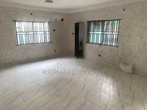 3bdrm Block of Flats in Magodo Phase 2 for rent