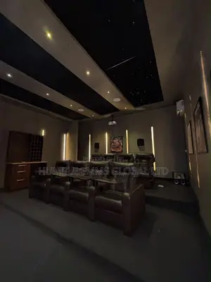 PENTAGON Apartment