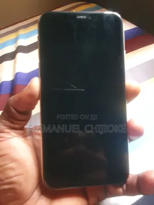 Apple iPhone 11 64 GB White