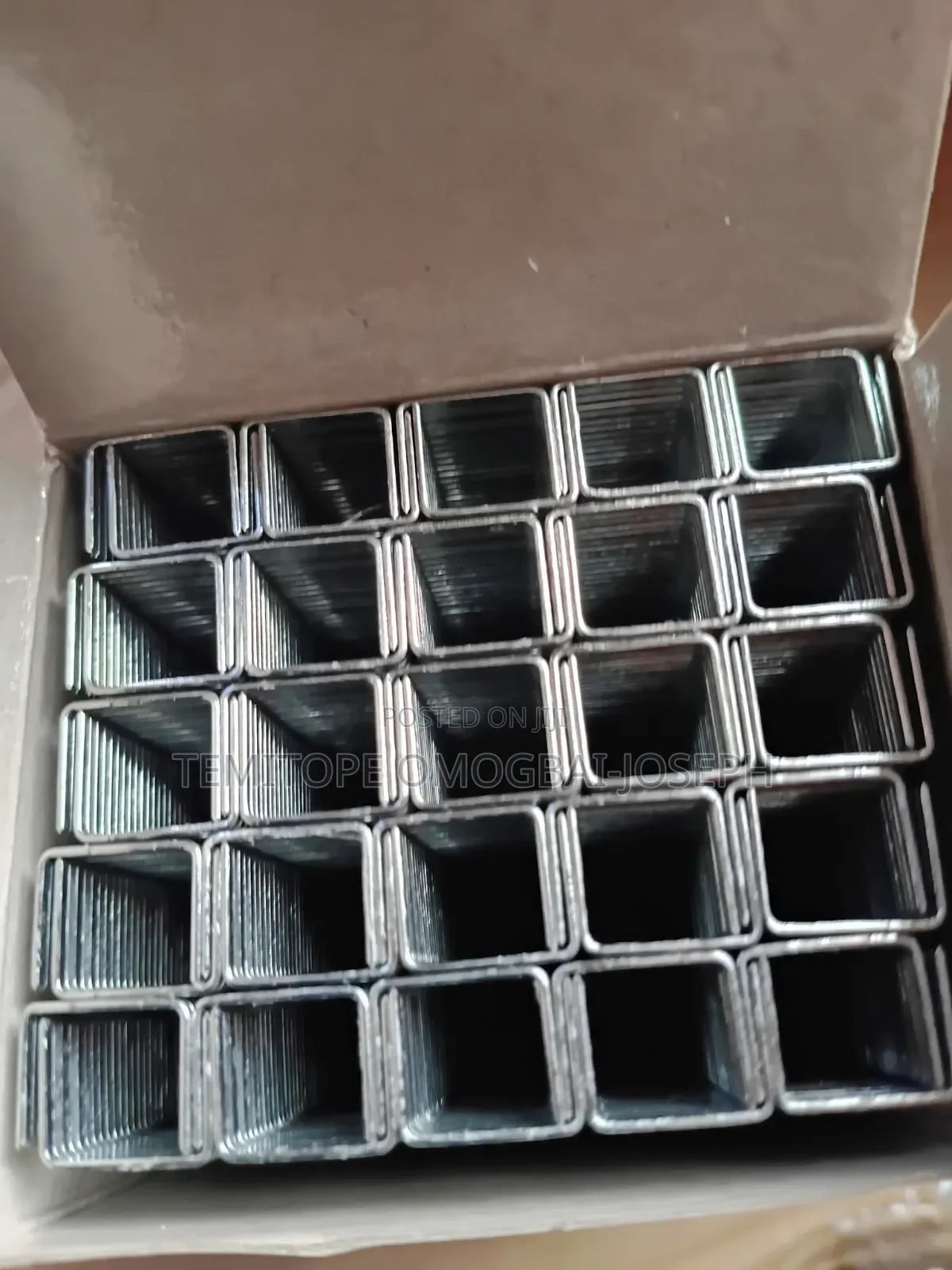 1010J Pneumatic Staple Pins
