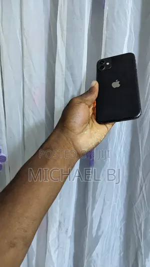 Apple iPhone 11 64 GB Black