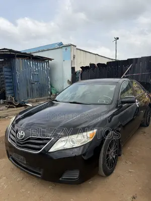 Toyota Camry LE 4dr Sedan (2.5L 4cyl 6AM) 2010 Black