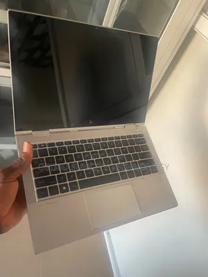Laptop HP EliteBook x360 1030 G7 16GB Intel Core i5 SSD 512GB