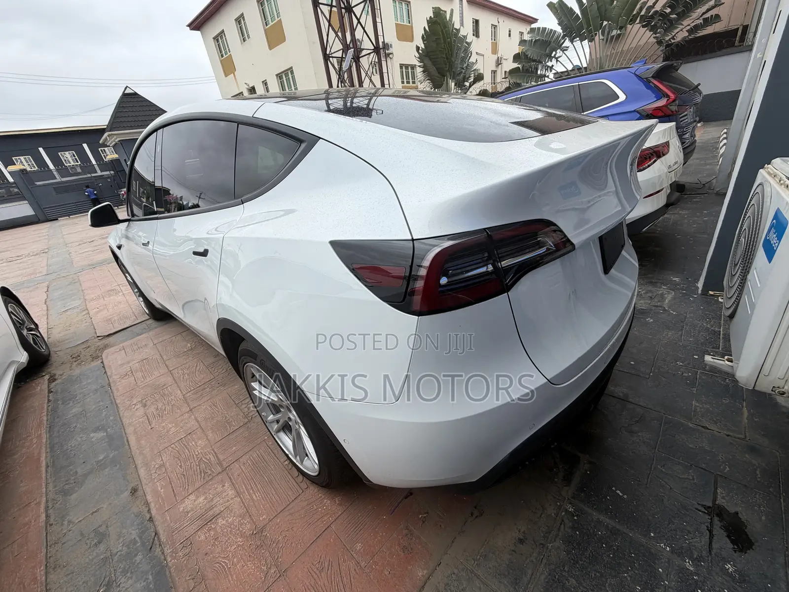 Tesla Model X 2022 White