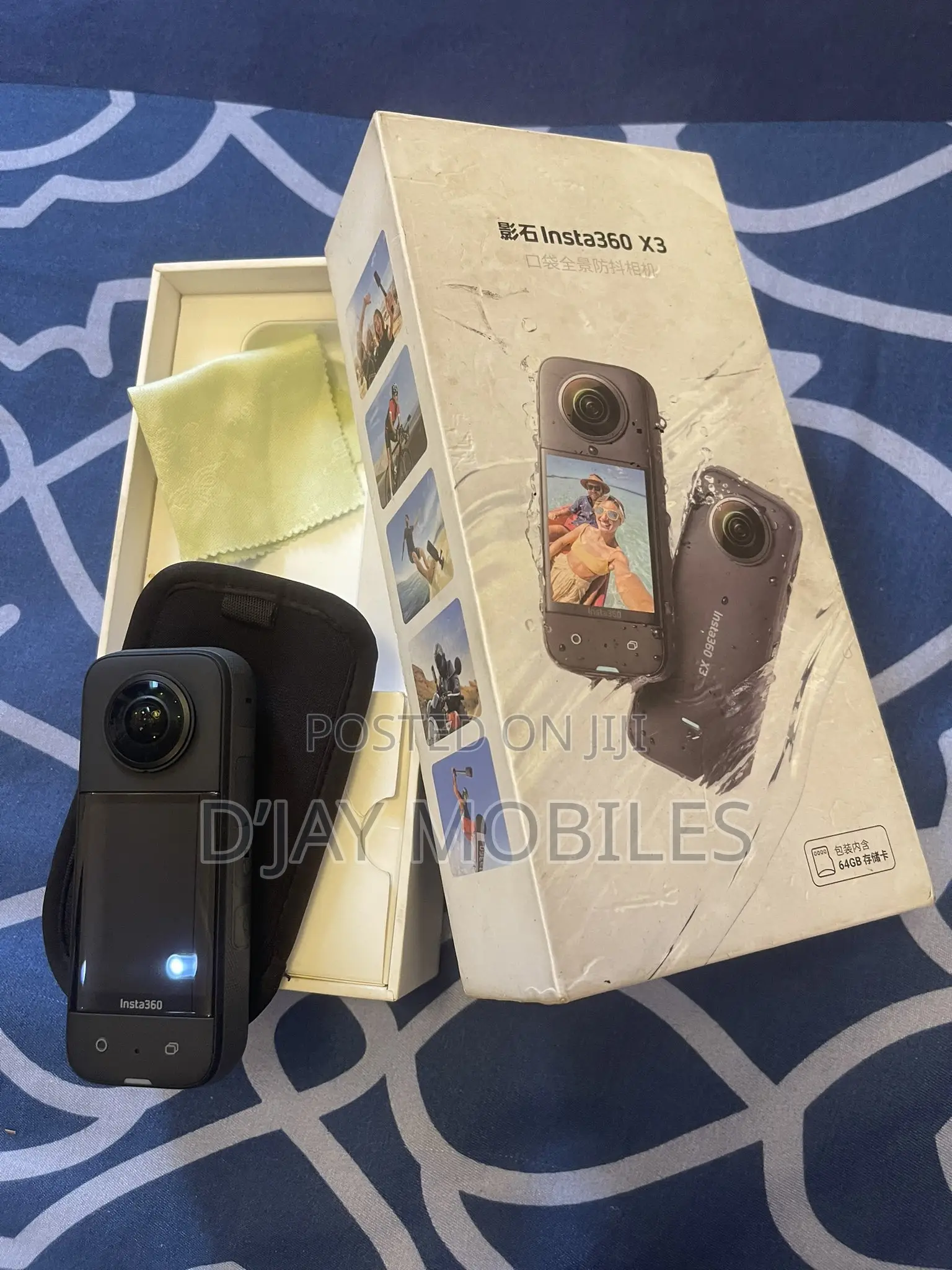Insta 360 Camera X3