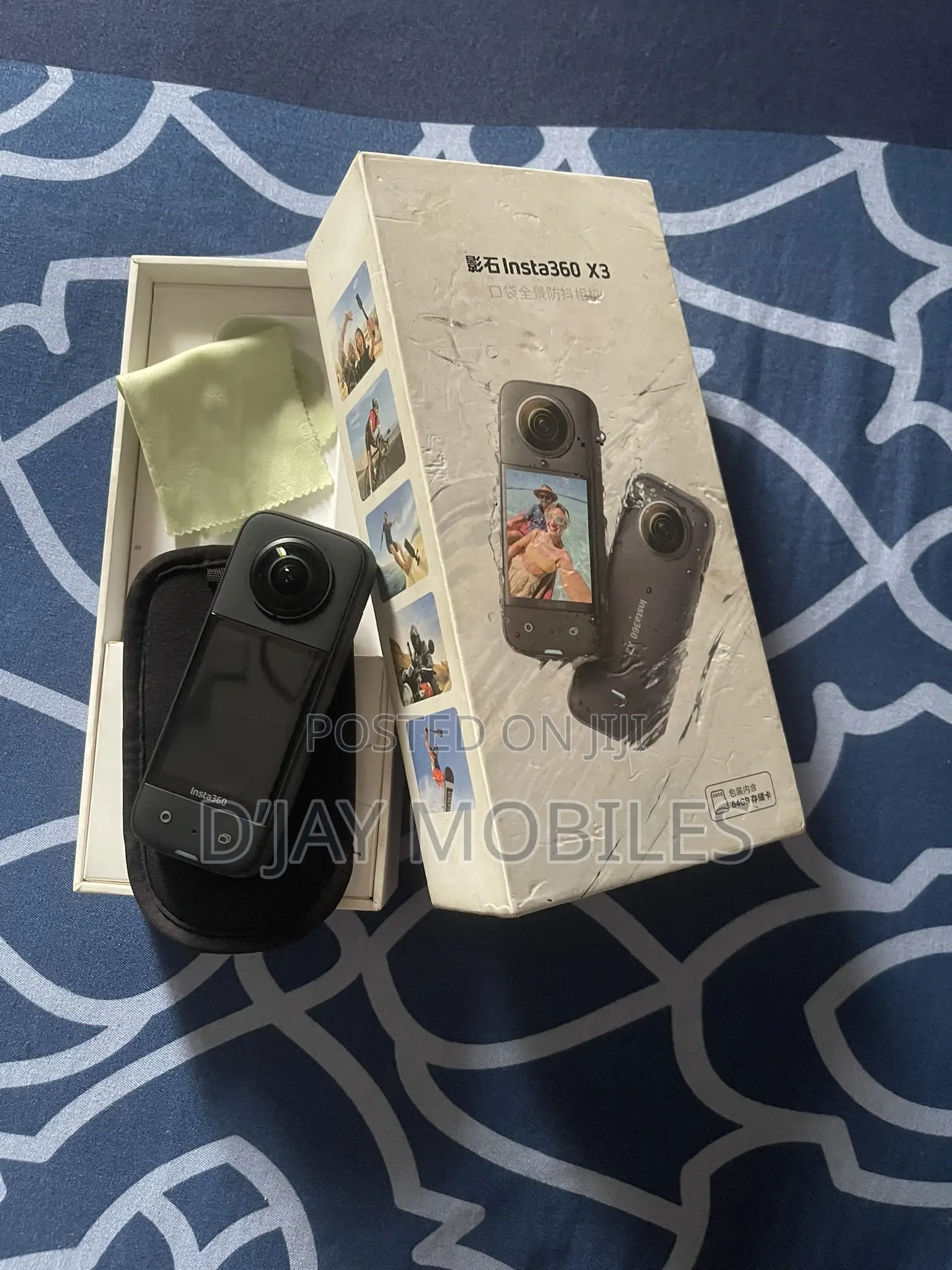 Insta 360 Camera X3