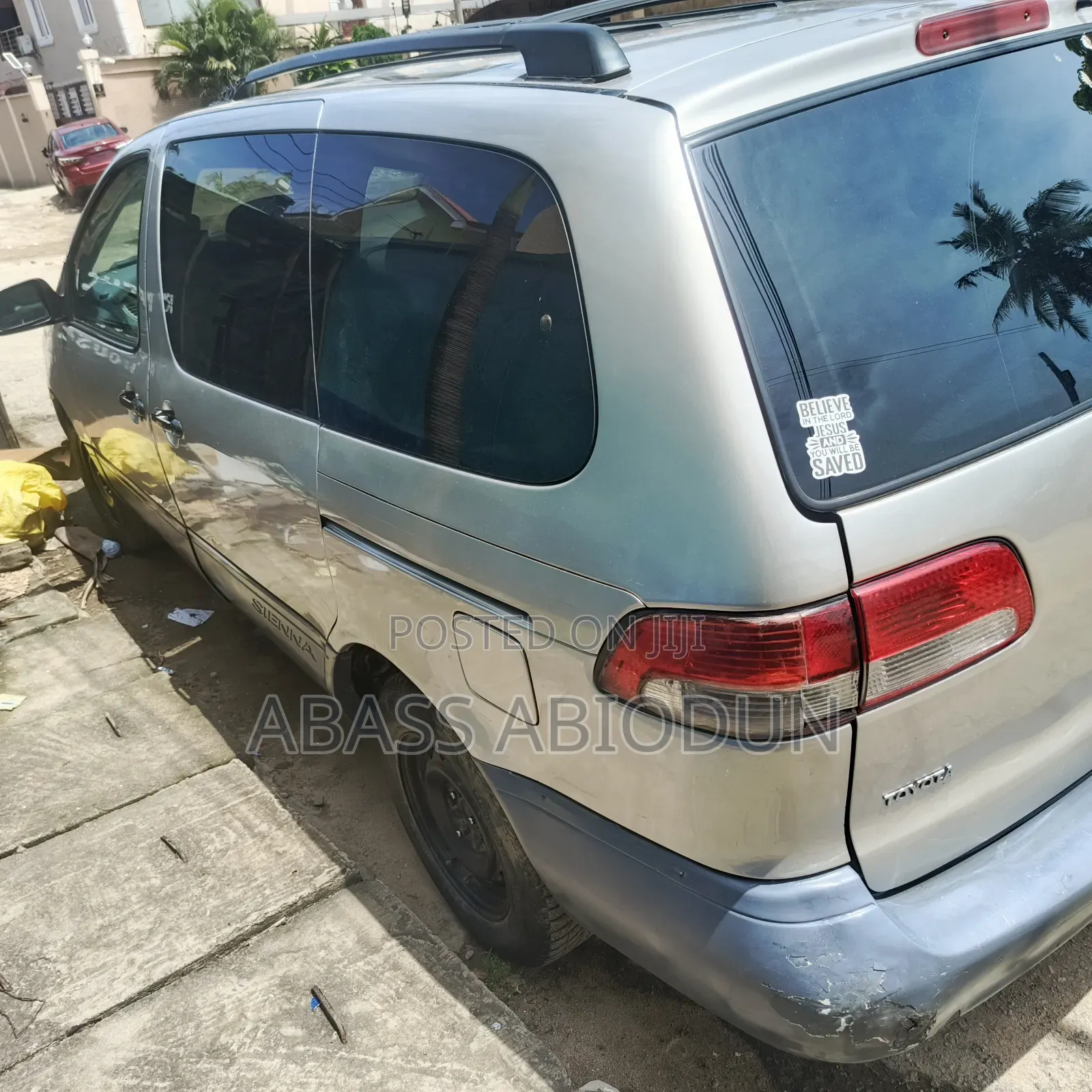 Toyota Sienna 2002 Silver