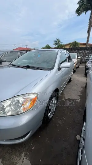 Toyota Corolla 2005 Silver