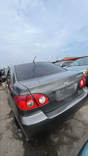 Toyota Corolla 2006 Gray