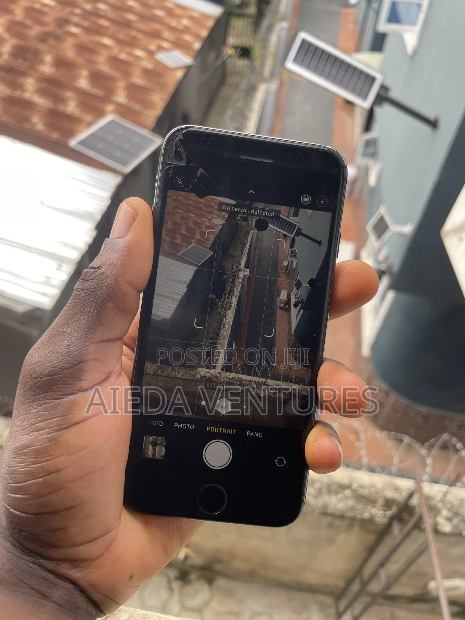 Apple iPhone SE (2020) 64 GB Black