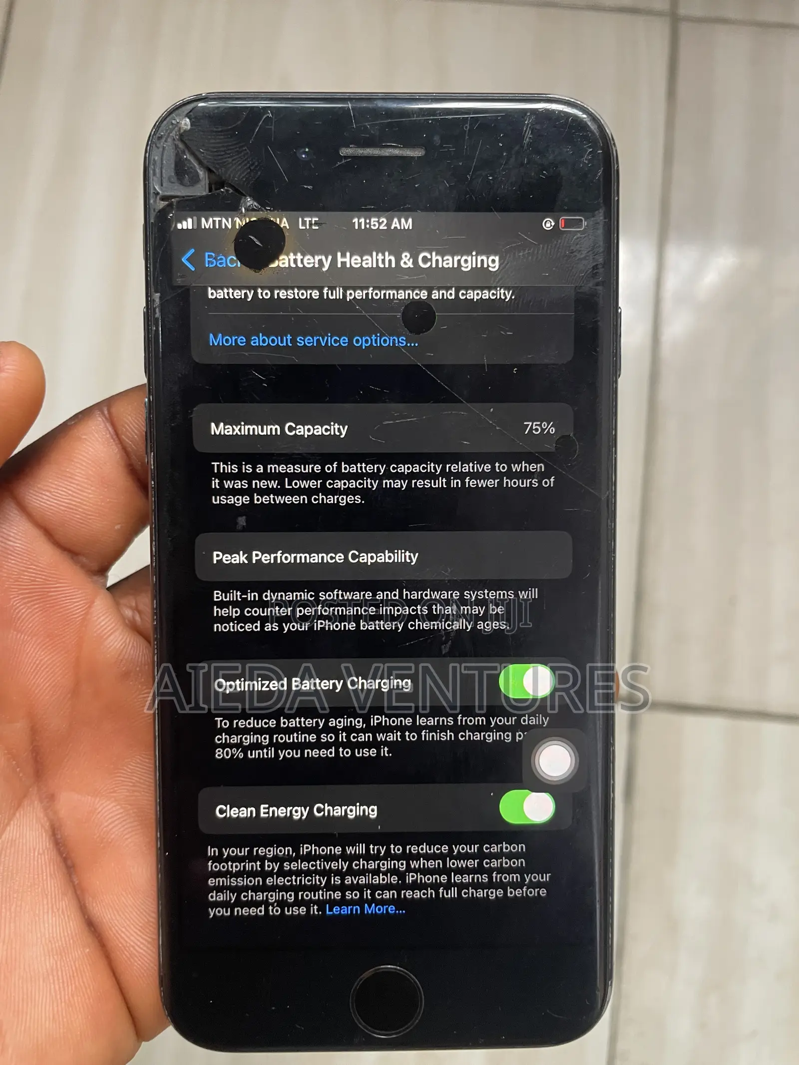 Apple iPhone SE (2020) 64 GB Black
