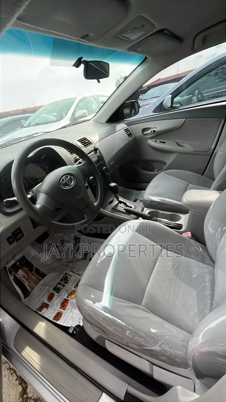 Toyota Corolla 2008 Silver