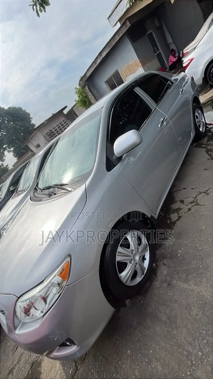 Toyota Corolla 2008 Silver