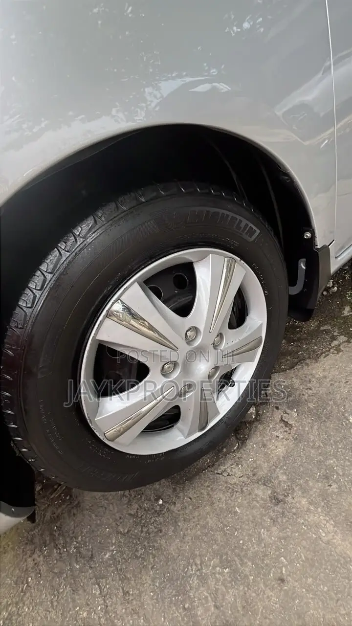 Toyota Corolla 2008 Silver