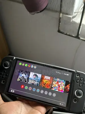 Hacked Nintendo Switch OLED, 30+ Games Installed, Complete With Box