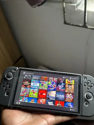 Hacked Nintendo Switch OLED, 30+ Games Installed, Complete With Box