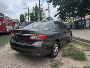Toyota Corolla 2011 Black