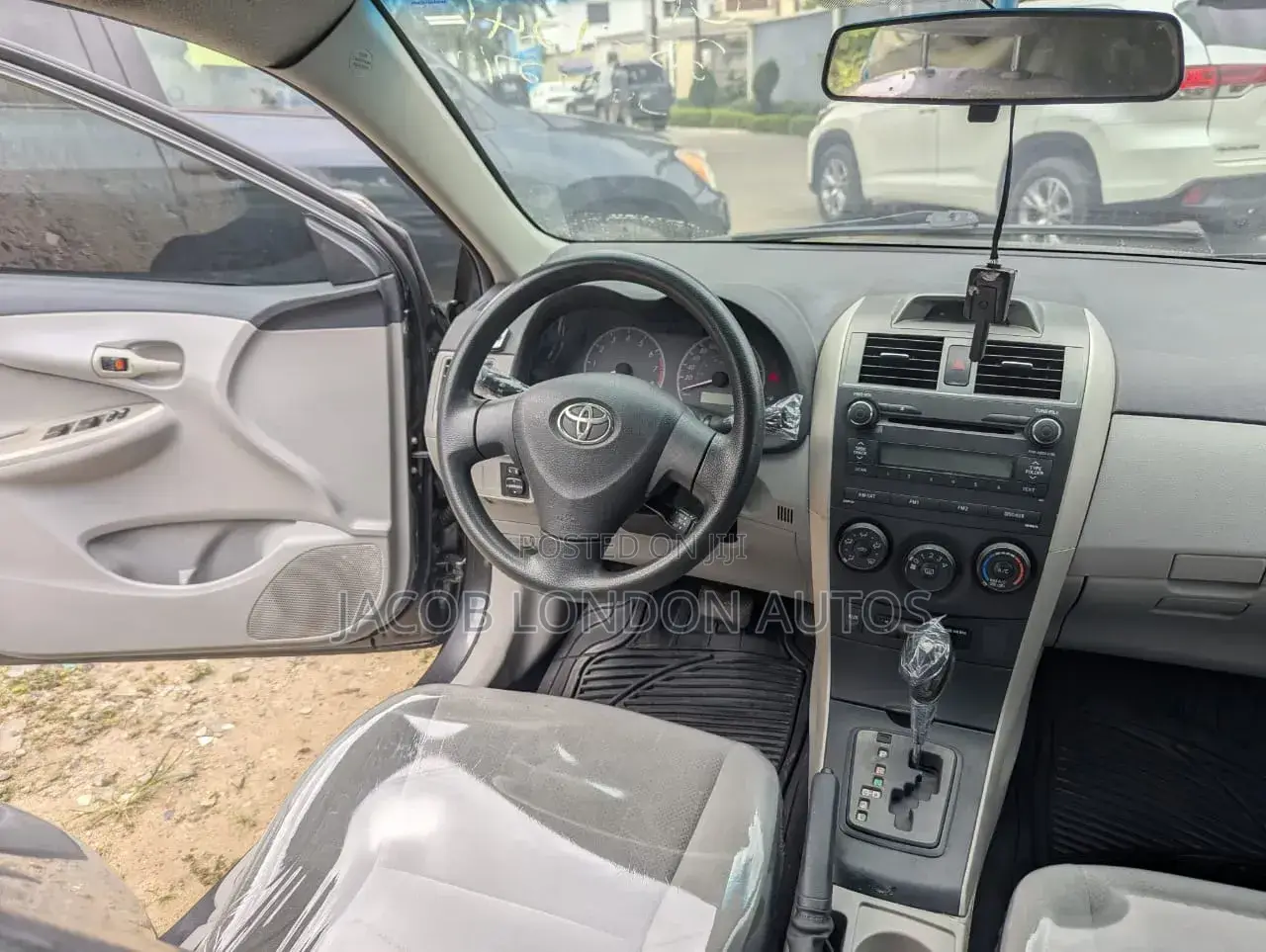 Toyota Corolla 2011 Black